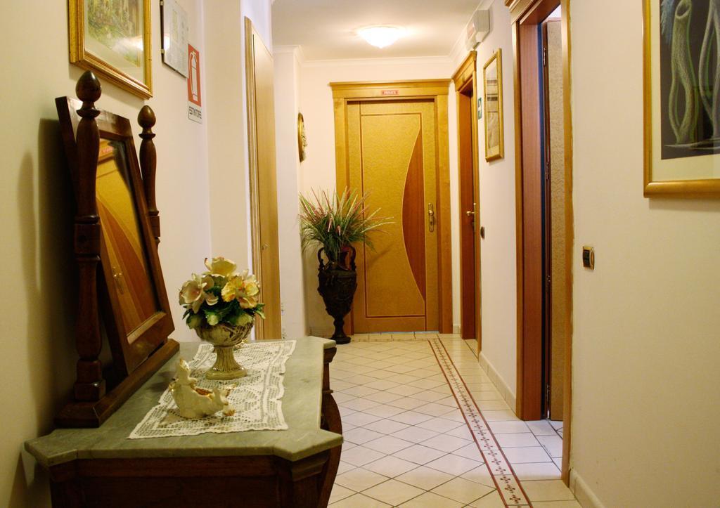 Hotel Savoia Сорренто Экстерьер фото